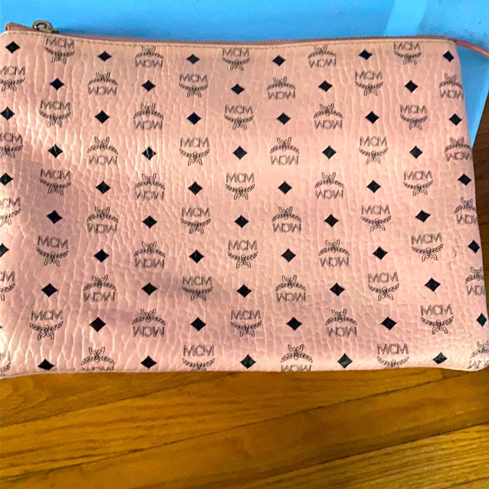COPY - MCM pouch